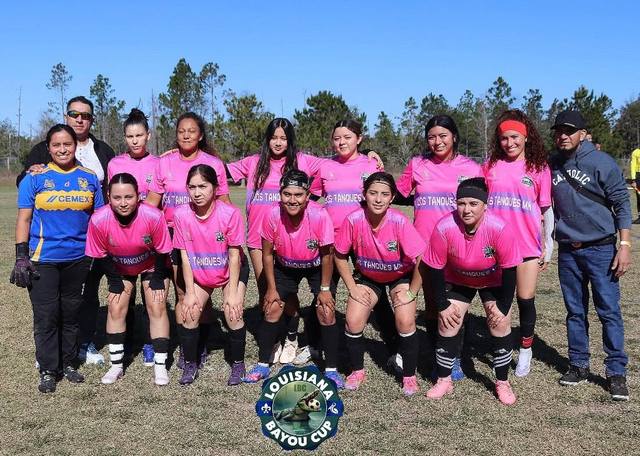 Equipo femenil en la Louisiana Bayou Cup
